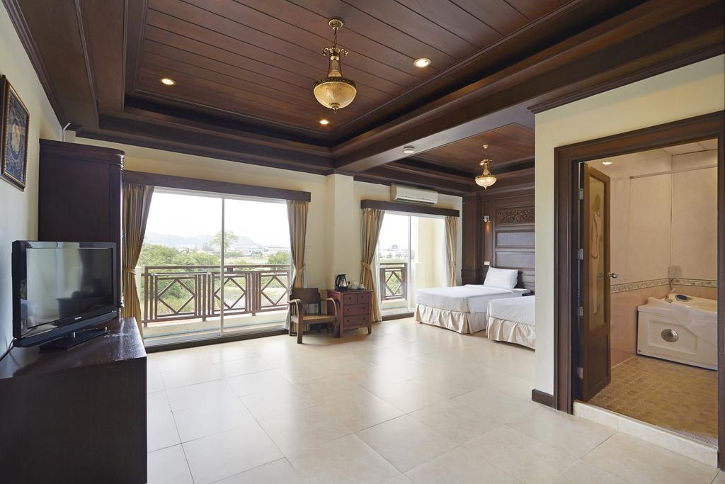 D Varee Xpress Hillside Hua Hin Petchaburi Esterno foto