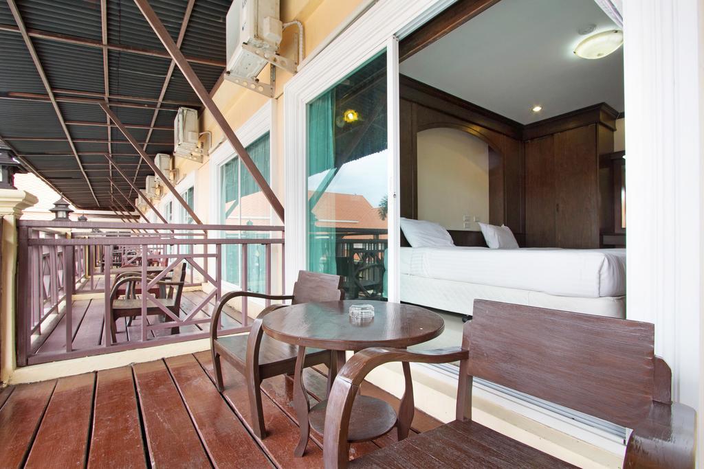 D Varee Xpress Hillside Hua Hin Petchaburi Esterno foto