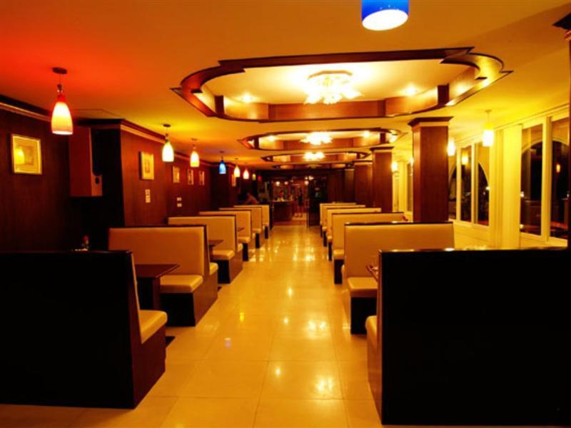 D Varee Xpress Hillside Hua Hin Petchaburi Ristorante foto