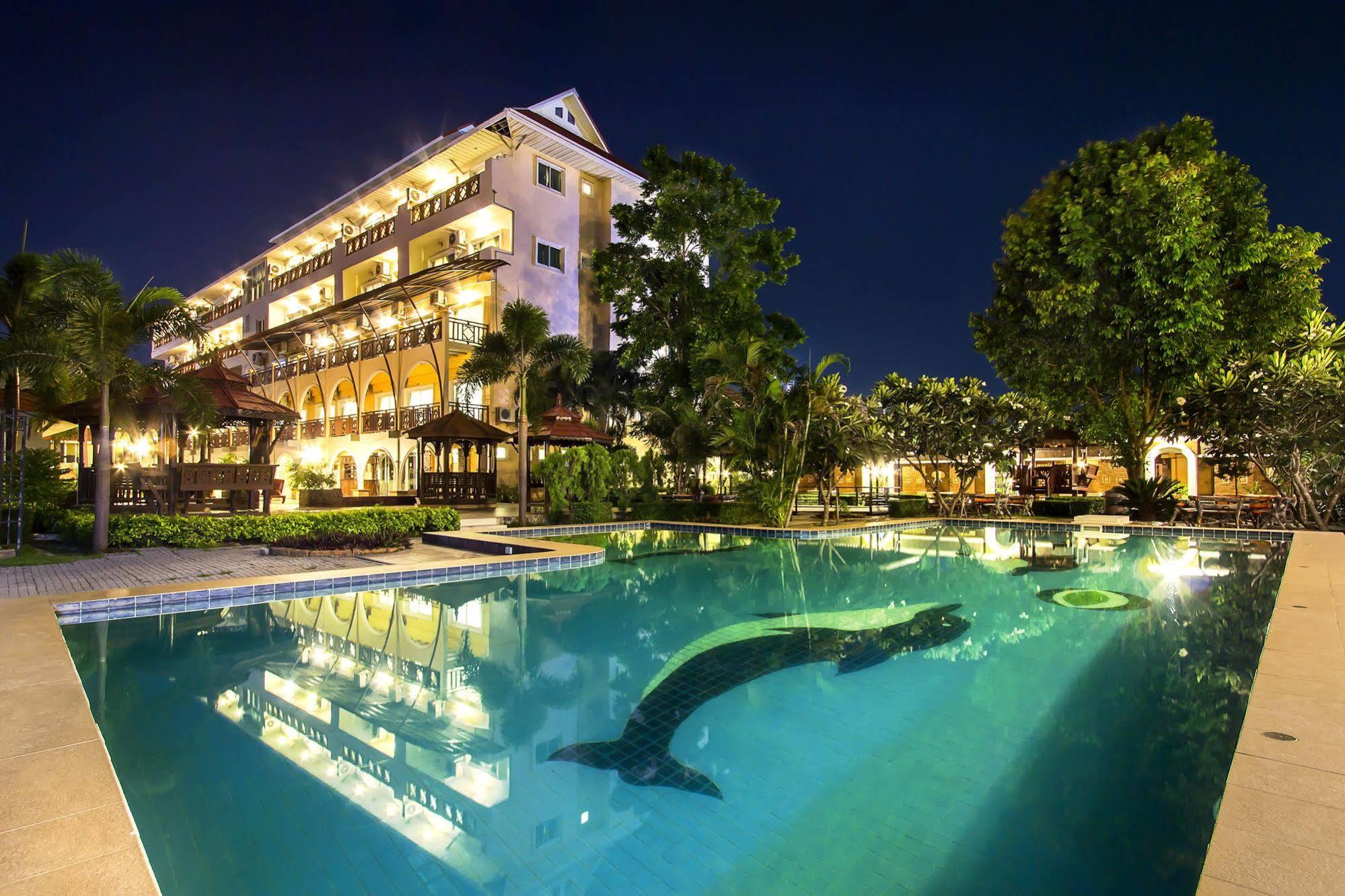 D Varee Xpress Hillside Hua Hin Petchaburi Esterno foto